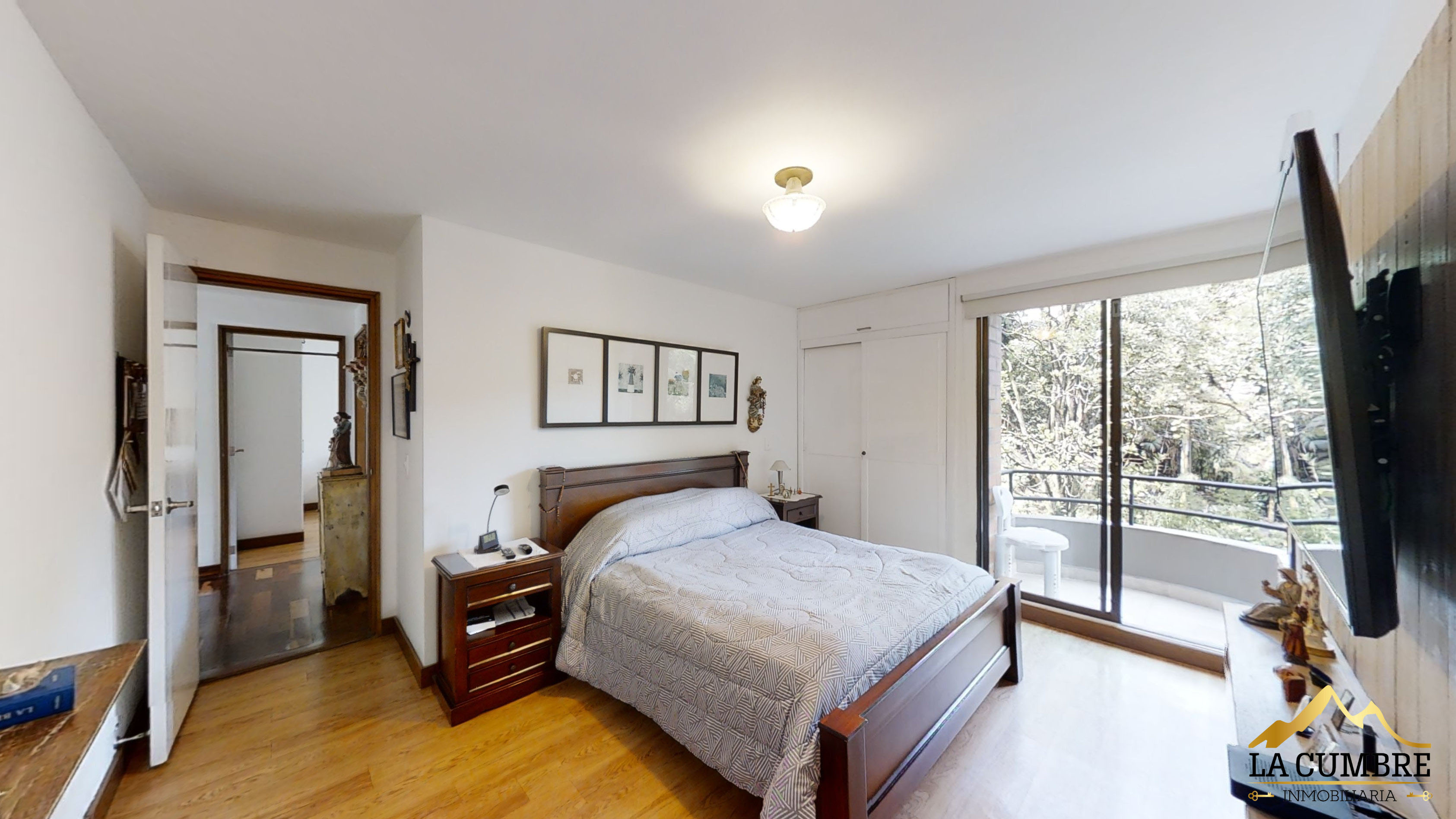 Apartamento en arriendo en El Tesoro, Medellín · foto 11 de 12