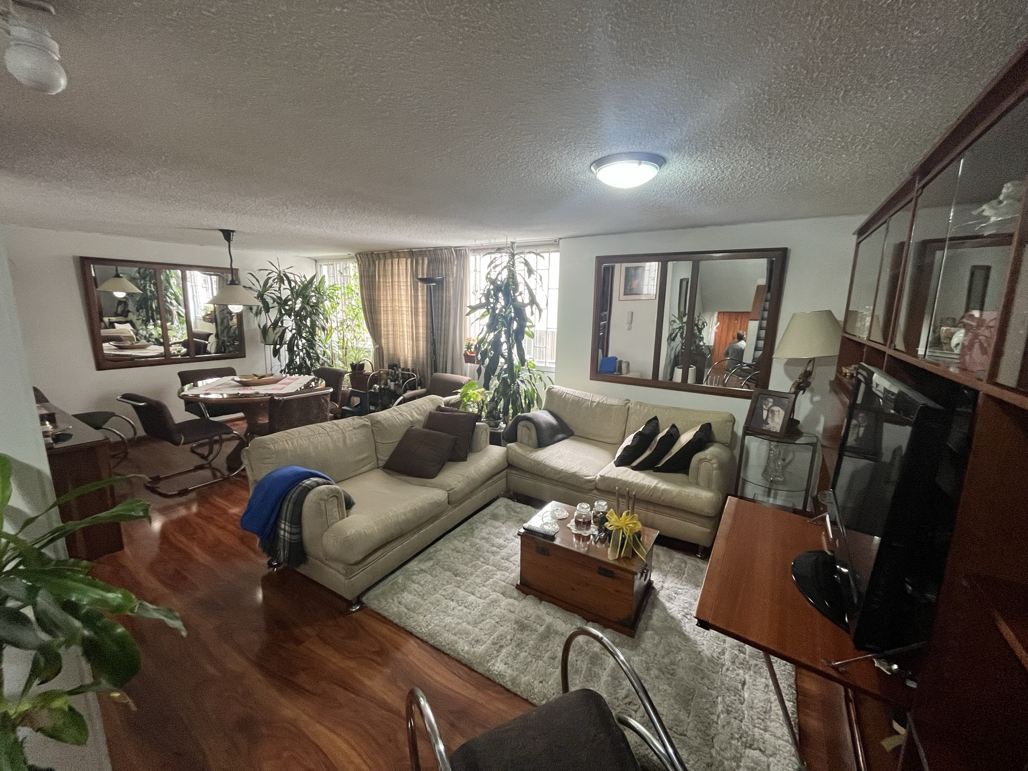 Apartamento en venta en Chapinero, Bogotá · foto 2 de 24