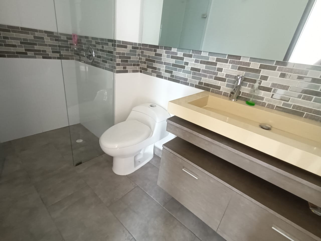 Apartamento de 4 alcobas en venta en Arroyohondo, Cali, 150 m² · foto 18 de 20