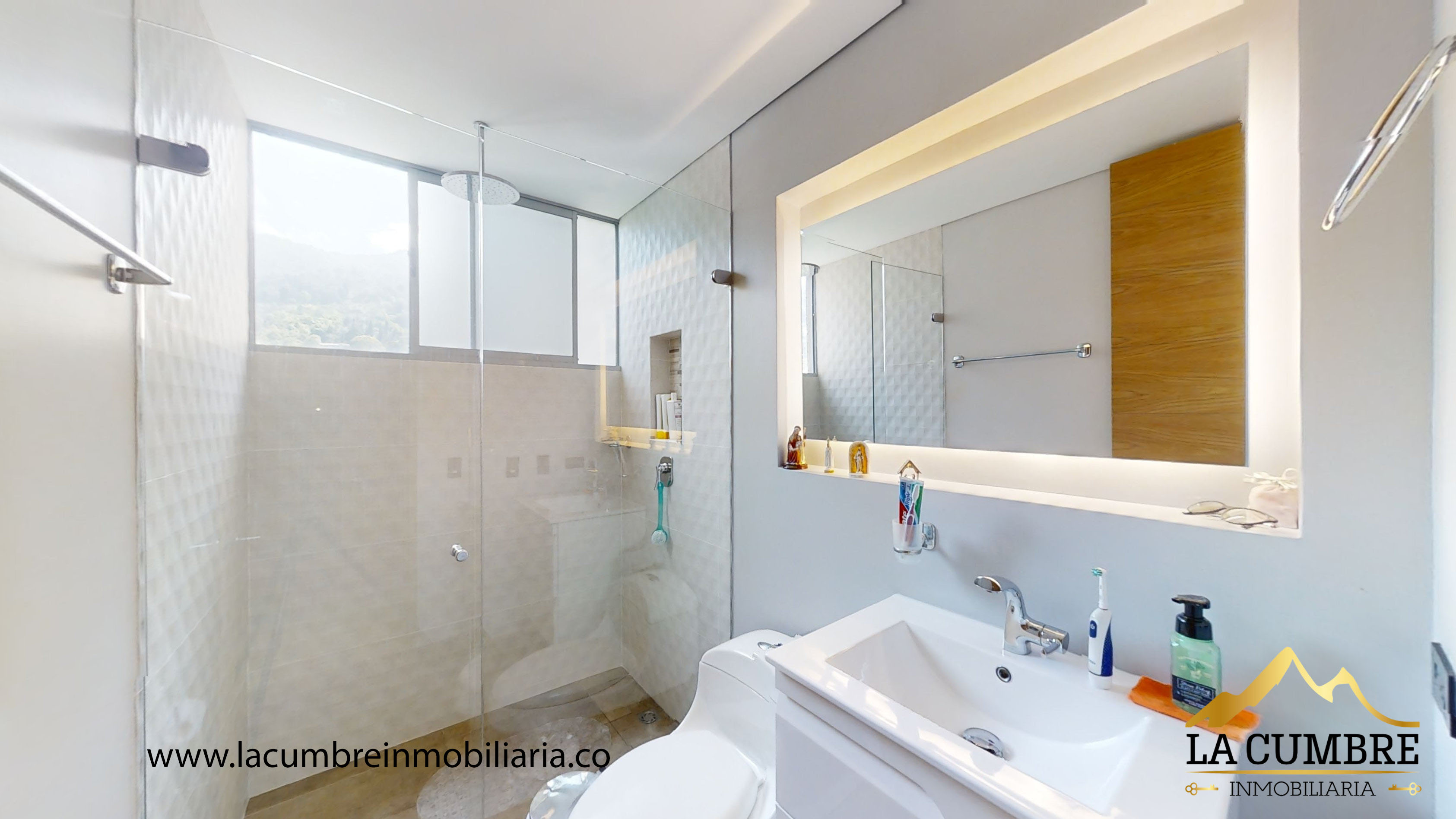 Apartamento en arriendo en Los Balsos, Medellín · foto 15 de 16