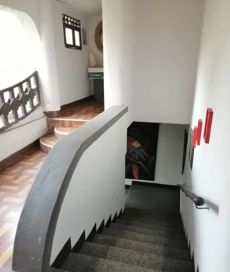 Casa de 6 alcobas en venta en Laureles, Medellín, 331 m² · foto 10 de 16