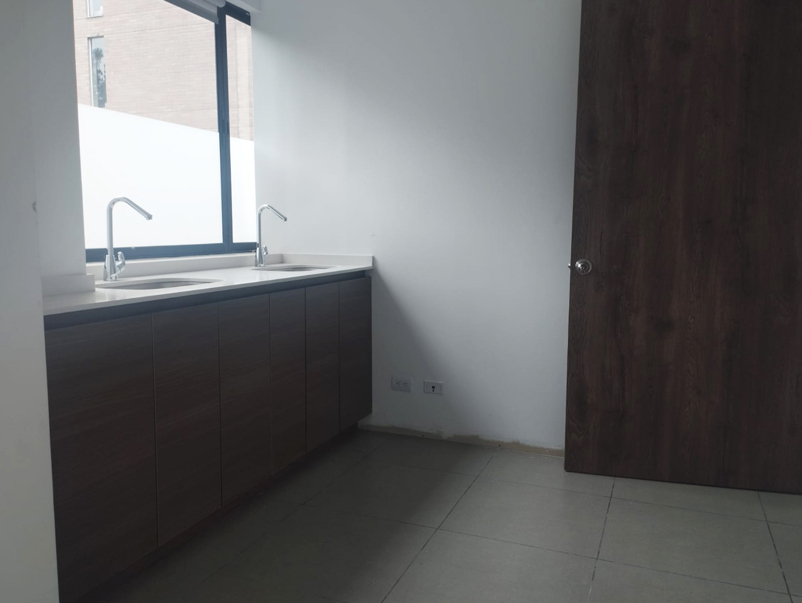 Consultorio en arriendo en Alejandria, Medellín, 145 m² · foto 16 de 18