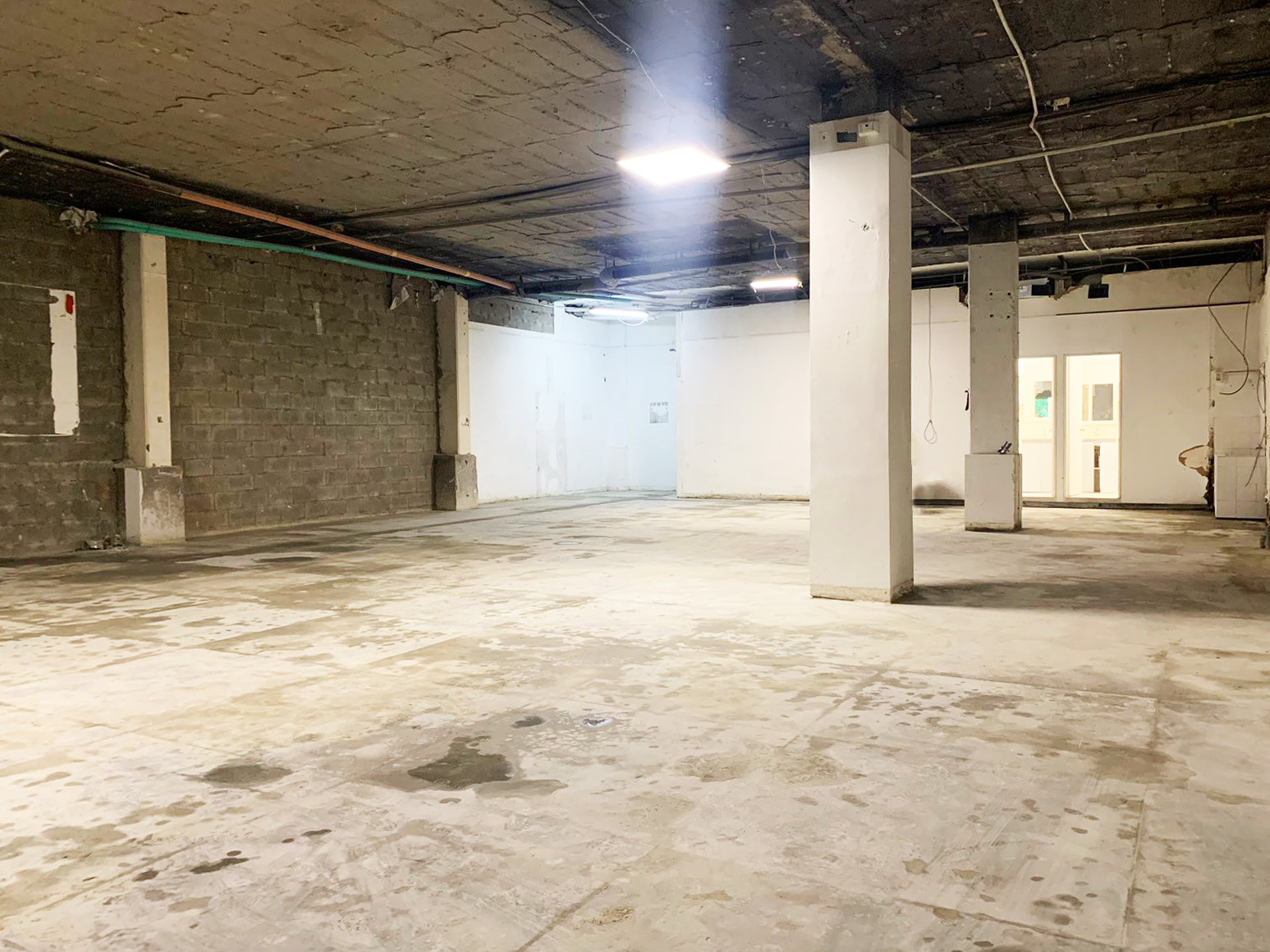 Local en arriendo en Milla De Oro, Medellín, 253 m² · foto 4 de 7