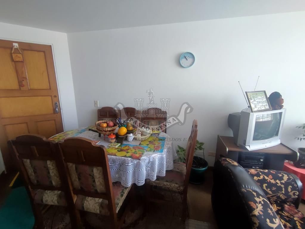 Apartaestudio en venta en Las Orquideas, Bogotá, 38 m² · foto 2 de 10