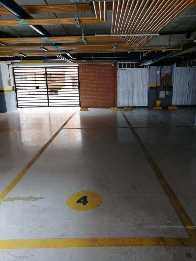 Apartamento en venta en Las Villas, Bogotá · foto 21 de 24