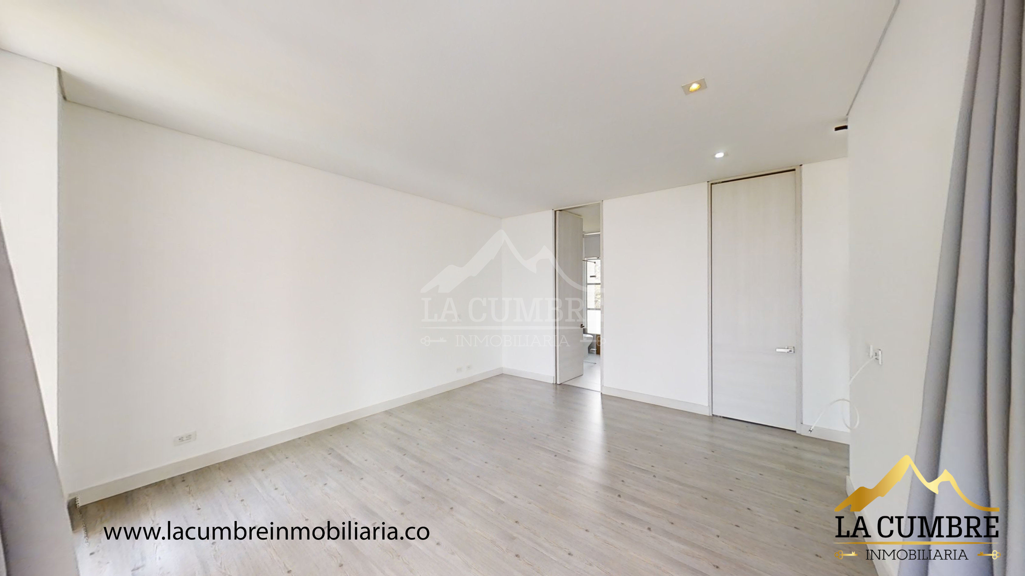Apartamento en arriendo en El Poblado, Medellín · foto 8 de 18