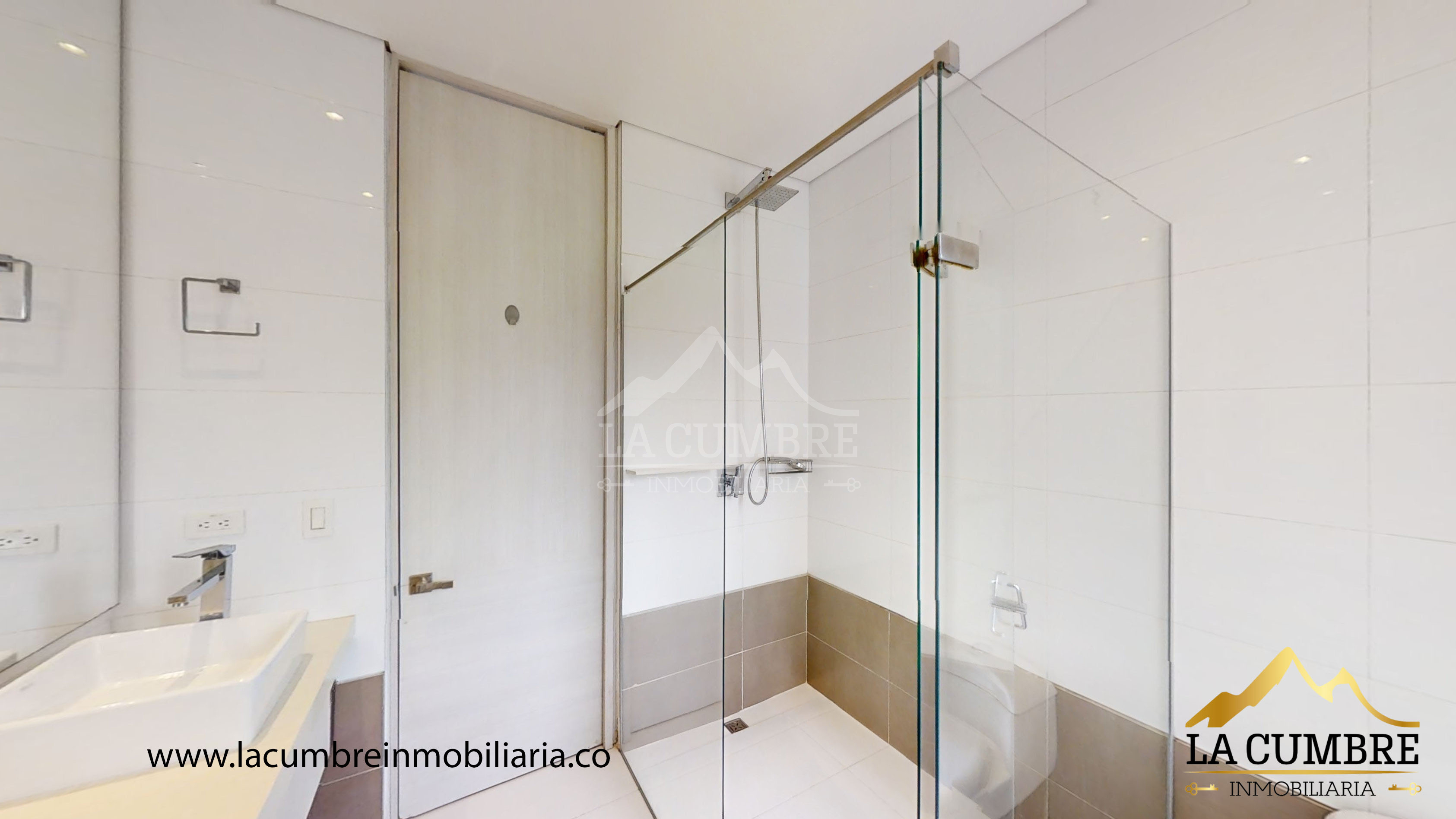 Apartamento en arriendo en El Poblado, Medellín · foto 9 de 18
