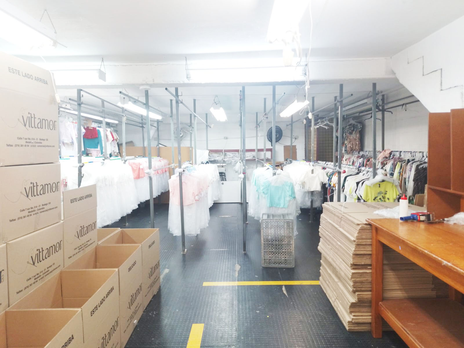 Bodega en arriendo en Cristo Rey, Medellín, 506 m² · foto 11 de 17