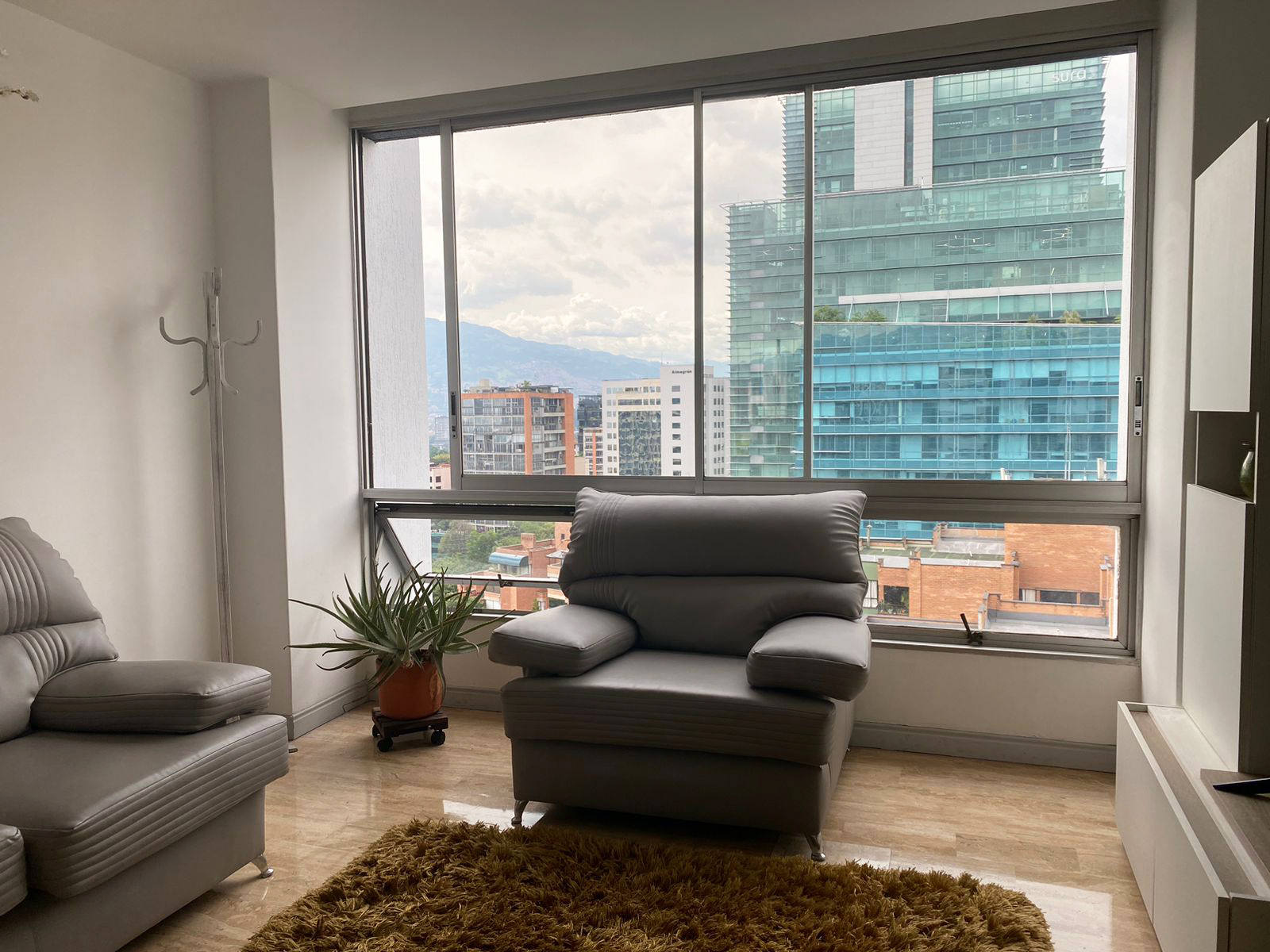 Apartamento en arriendo en Patio Bonito, Medellín · foto 9 de 20