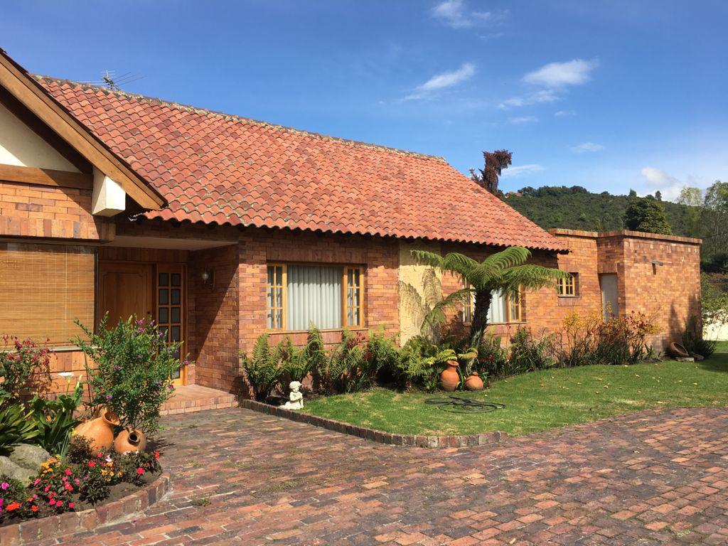Casa de 4 alcobas en venta en San Jose De Bavaria, Bogotá, 350 m² · foto 18 de 18