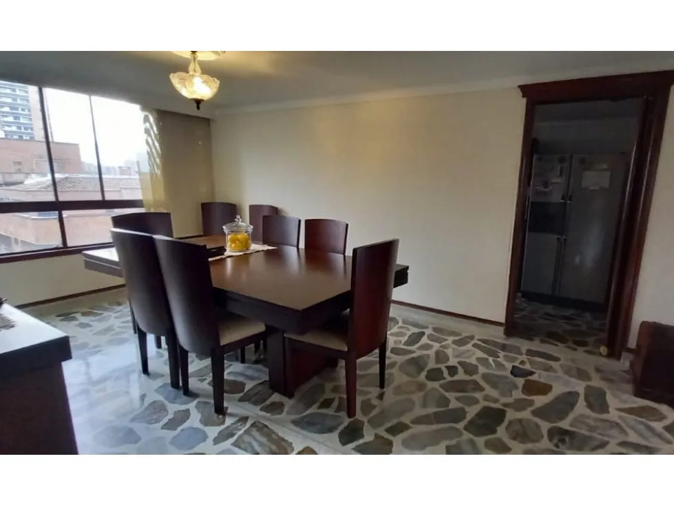 Apartamento en venta en Castropol, Medellín · foto 6 de 18