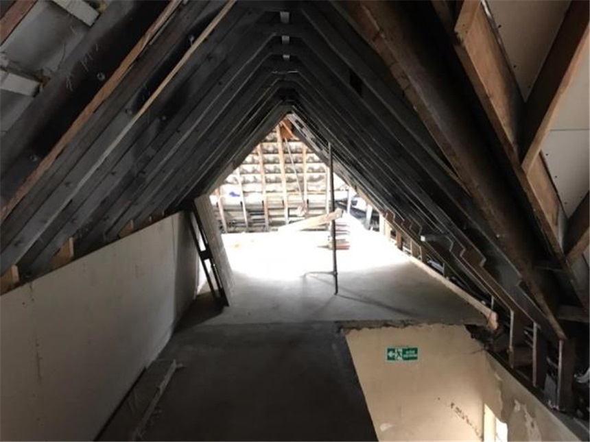 Casa de 4 alcobas en venta en Centro Internacional, Bogotá, 900 m² · foto 12 de 16