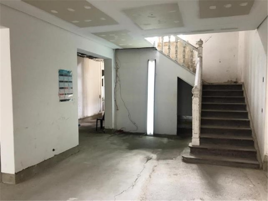 Casa de 4 alcobas en venta en Centro Internacional, Bogotá, 900 m² · foto 3 de 16