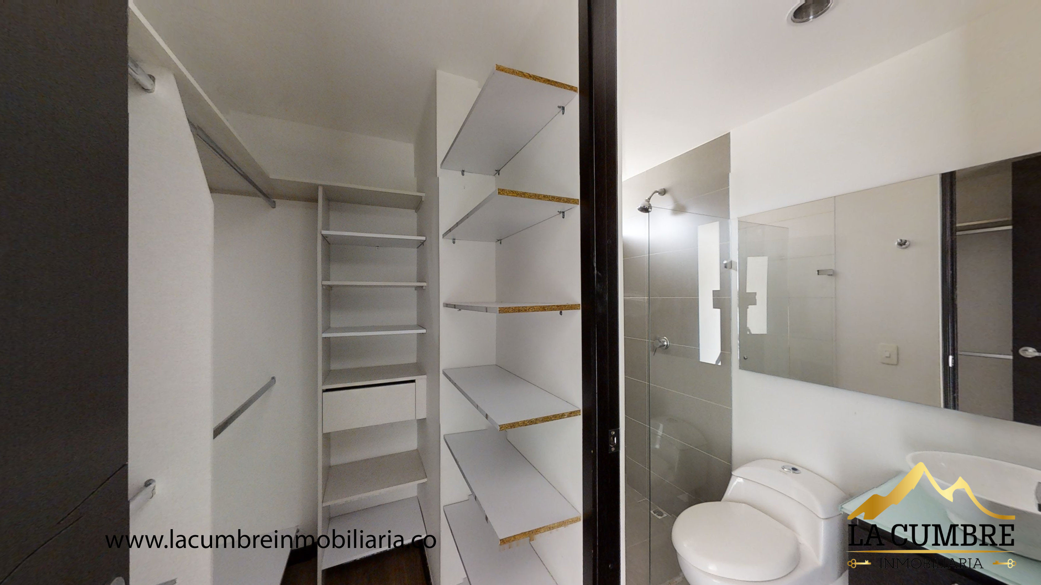 Apartamento de 3 alcobas en arriendo en Loma De Las Brujas, Envigado, 150 m² · foto 11 de 13