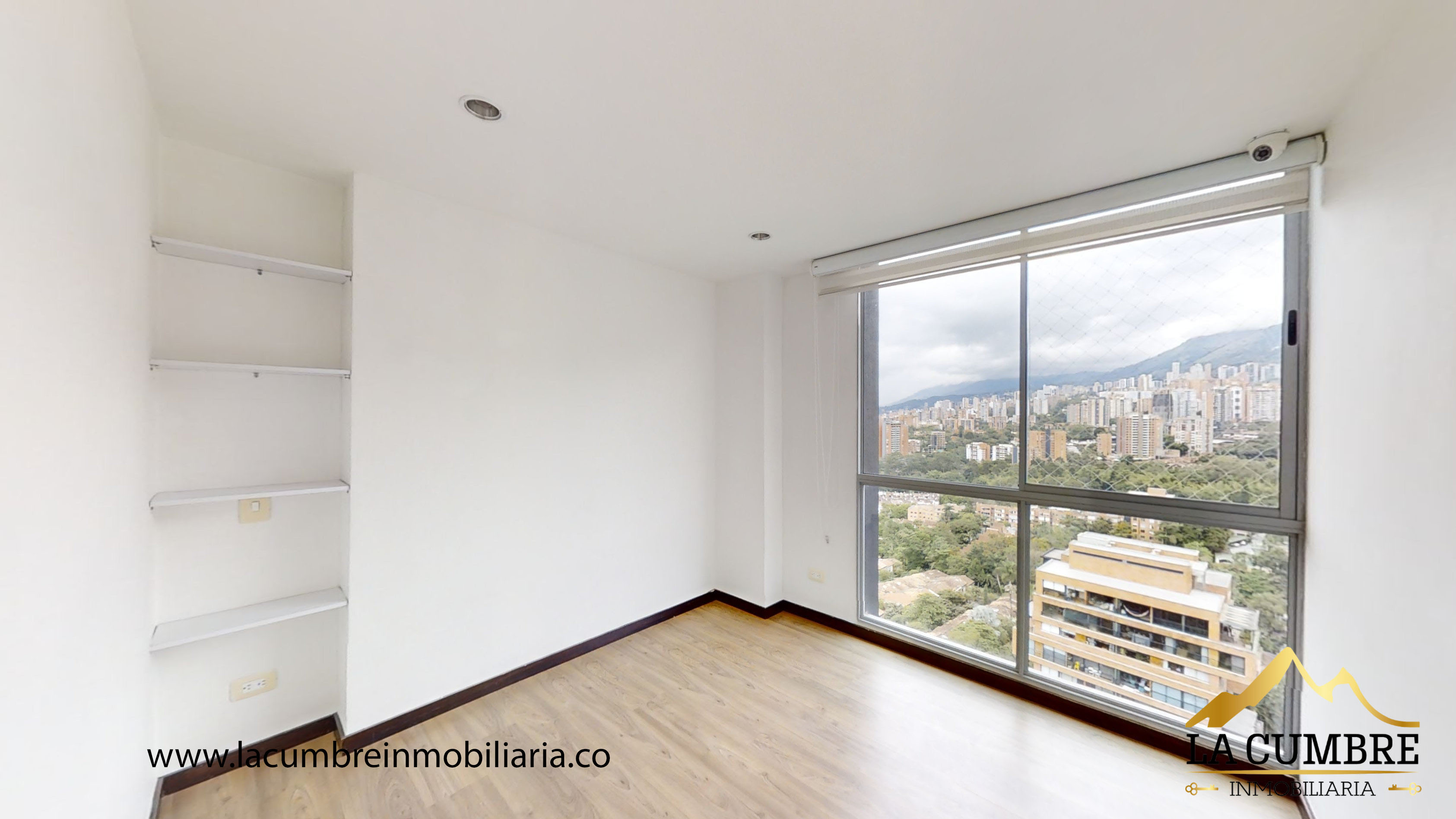 Apartamento de 3 alcobas en arriendo en Loma De Las Brujas, Envigado, 150 m² · foto 12 de 13