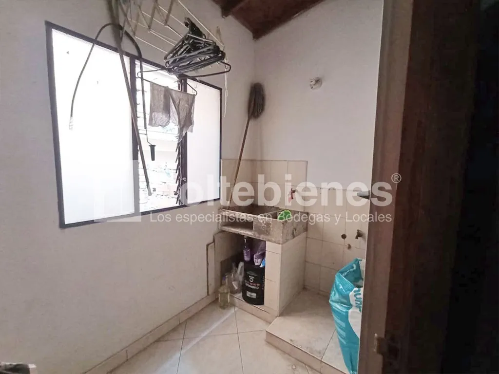Casa de 10 alcobas en venta en Conjunto Residencial Santa Maria Del Campo, Itagüí, 339 m² · foto 24 de 24