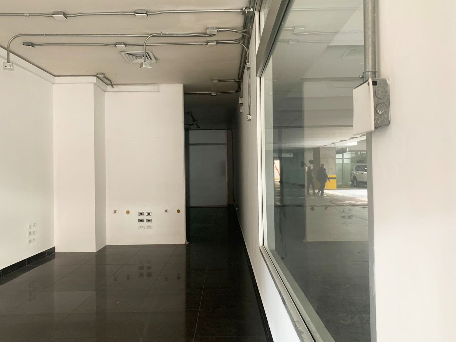 Local en arriendo en Campo Amor, Medellín, 40 m² · foto 4 de 6