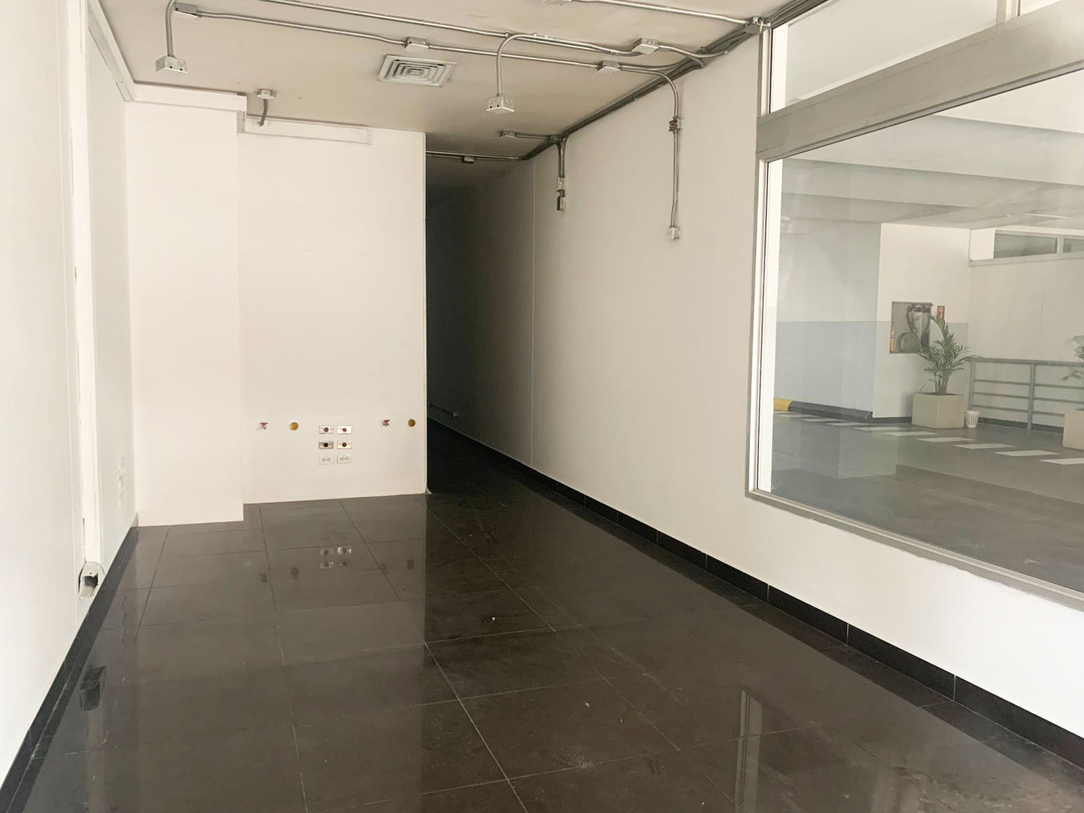 Local en arriendo en Campo Amor, Medellín, 40 m² · foto 5 de 6