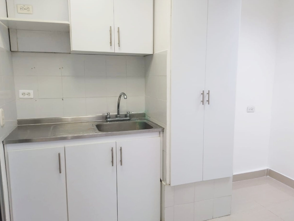 Local en arriendo en Belén, Medellín, 210 m² · foto 13 de 17