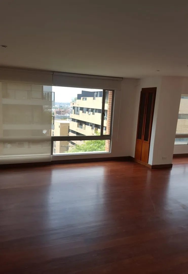 Apartamento en venta en Los Rosales, Bogotá · foto 19 de 21