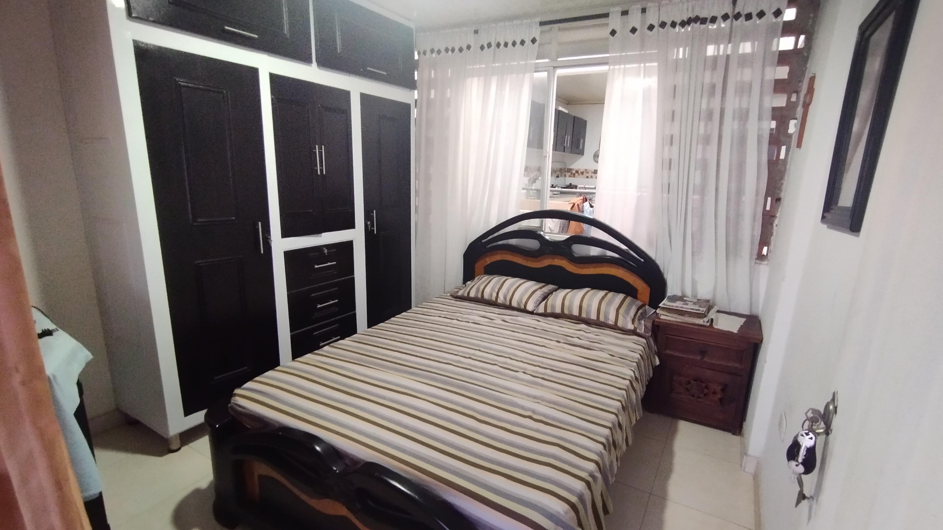 Casa de 6 alcobas en venta en Picaleña Y Mirolindo, Ibagué, 252 m² · foto 21 de 24