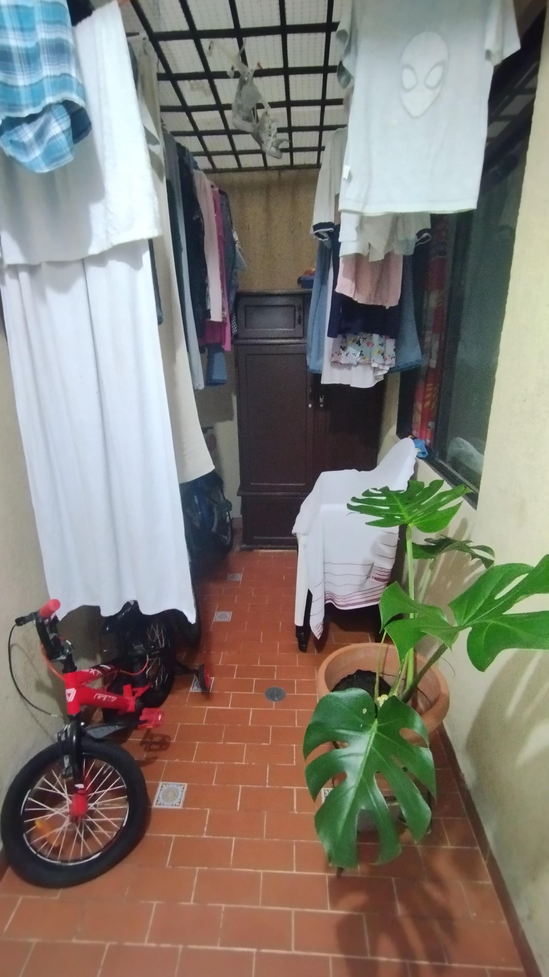Casa de 6 alcobas en venta en Picaleña Y Mirolindo, Ibagué, 252 m² · foto 6 de 24