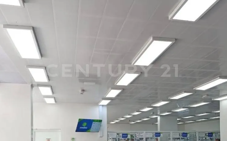 Local en venta en La Estacion, Cajicá, 85 m² · foto 2 de 5