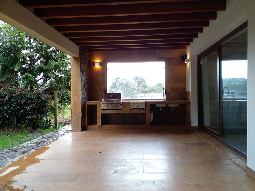 Casa de 3 alcobas en venta en Las Palmas, Envigado, 460 m² · foto 18 de 20