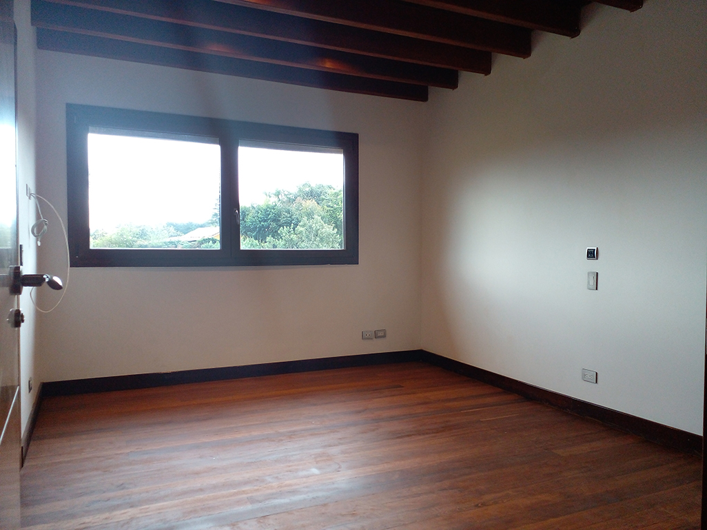 Casa de 3 alcobas en venta en Las Palmas, Envigado, 460 m² · foto 8 de 20