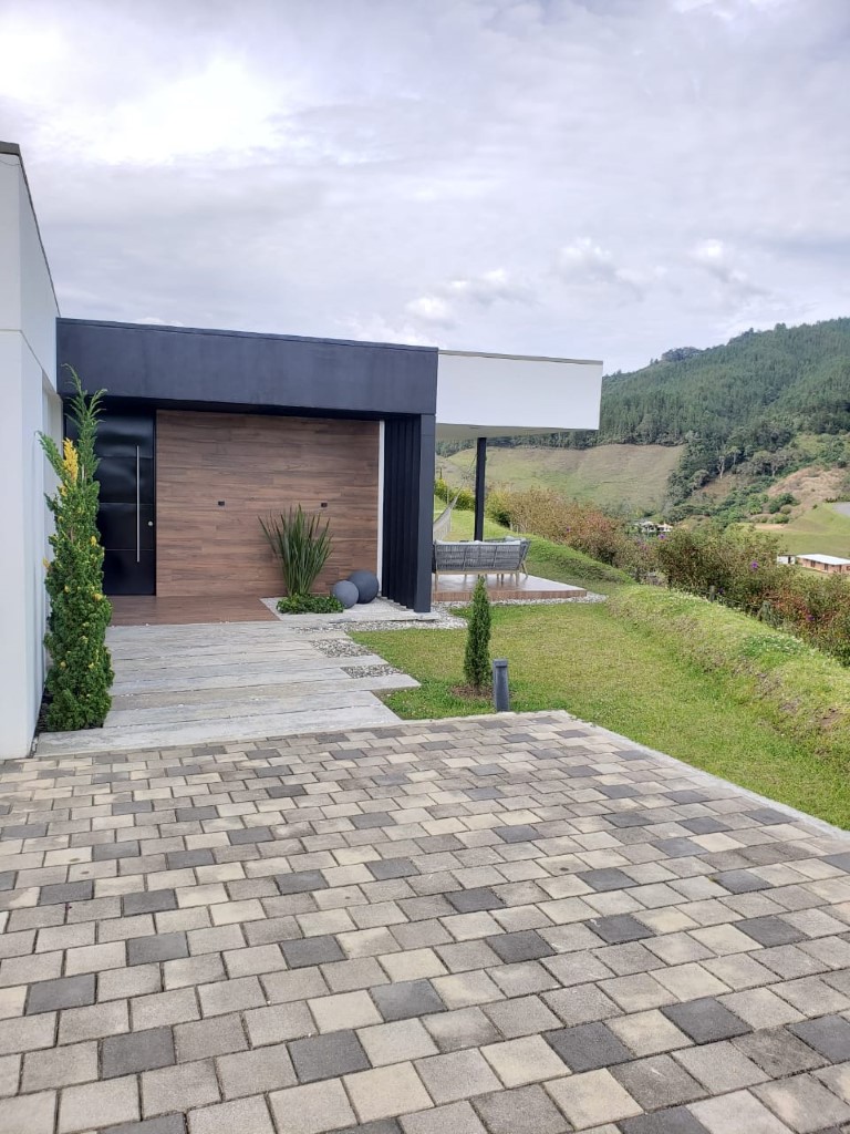 Casa de 3 alcobas en venta en Pantanillo, El Retiro, 1817 m² · foto 16 de 21