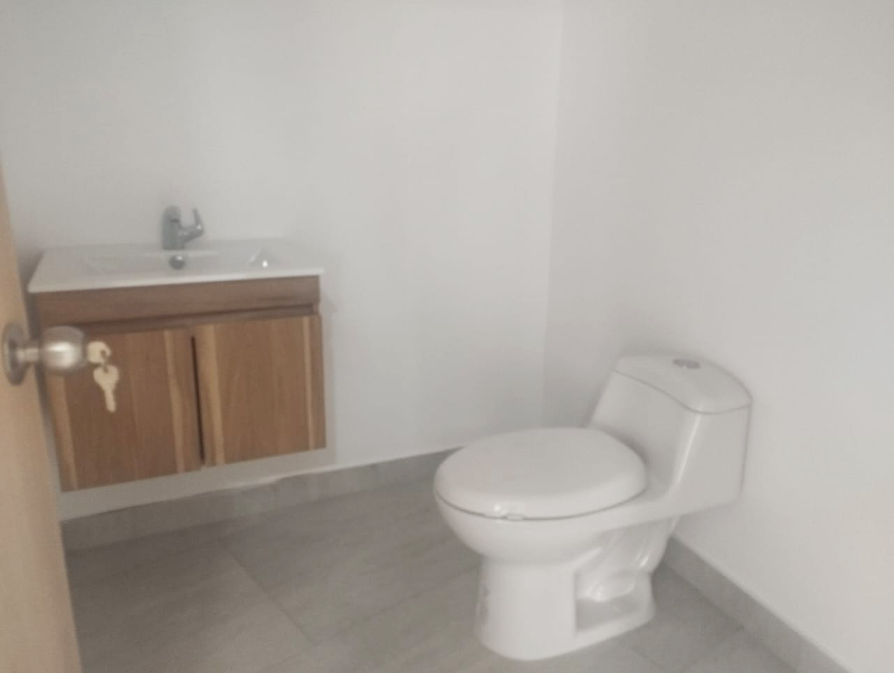 Oficina en arriendo en Las Palmas, Envigado, 70 m² · foto 6 de 13