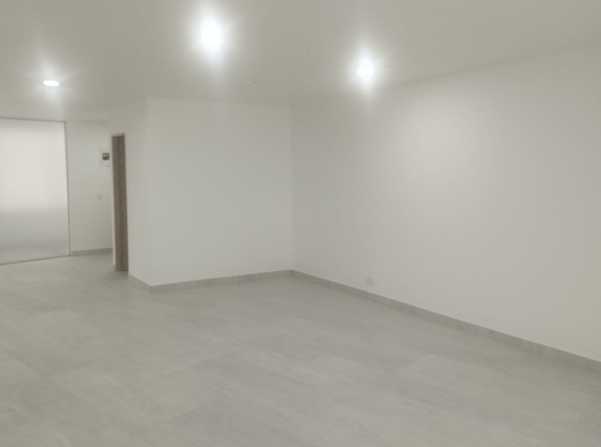Oficina en arriendo en Las Palmas, Envigado, 70 m² · foto 7 de 13