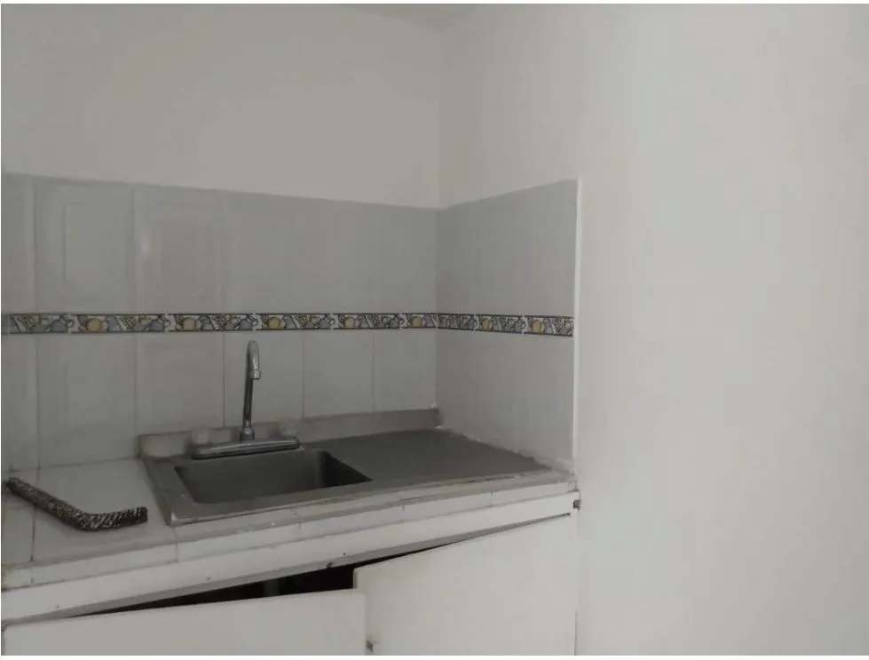 Local en venta en El Centro, Cartagena, 109 m² · foto 7 de 13