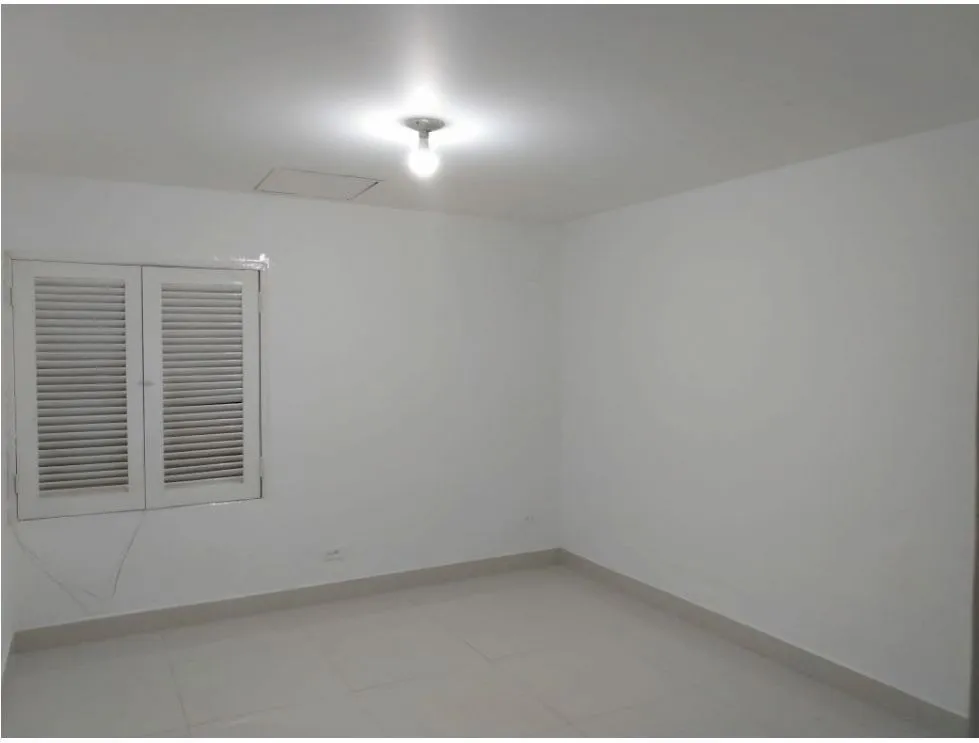 Local en venta en El Centro, Cartagena, 109 m² · foto 10 de 13
