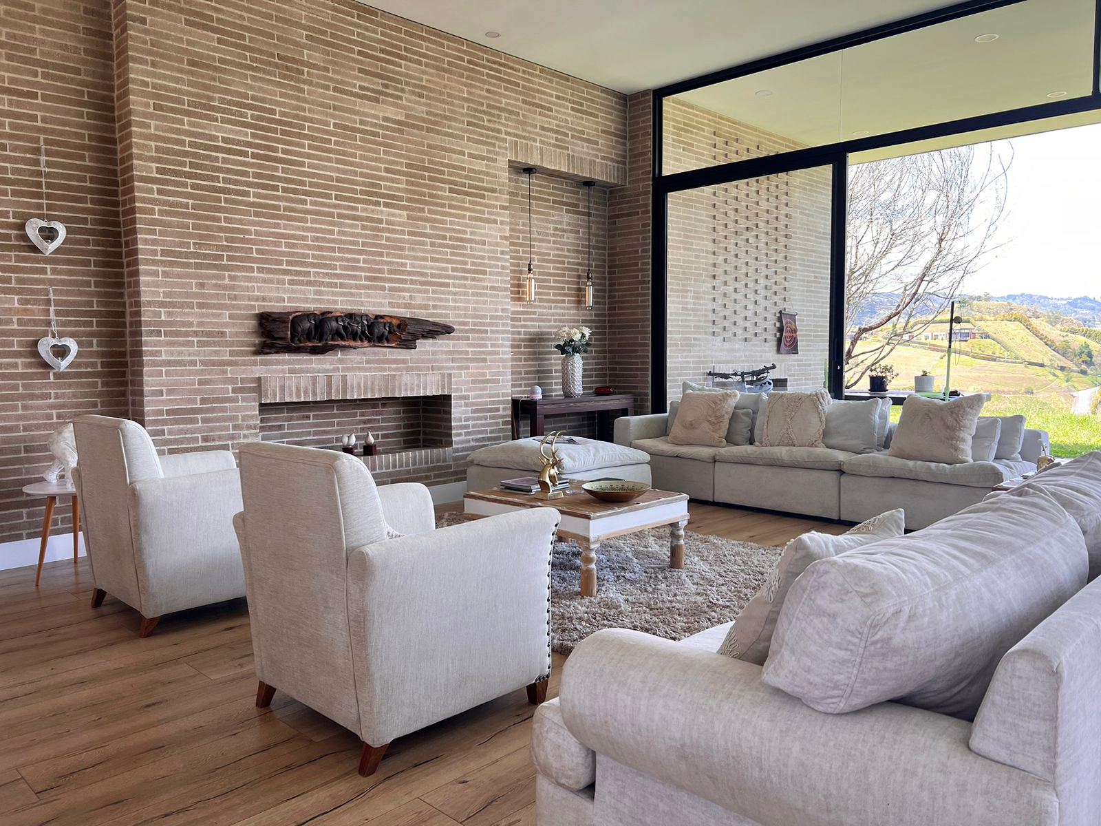 Casa de 4 alcobas en arriendo en Guarne, 375 m² · foto 2 de 16