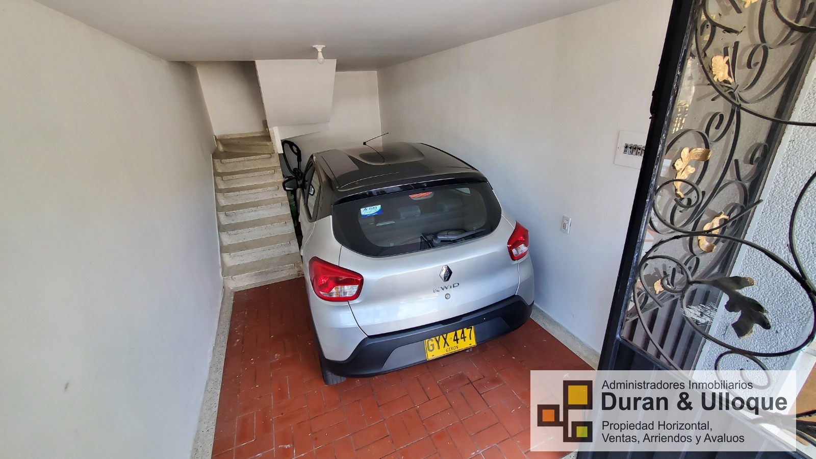 Casa de 8 alcobas en venta en Altos De Jardin, Bucaramanga, 251 m² · foto 17 de 24