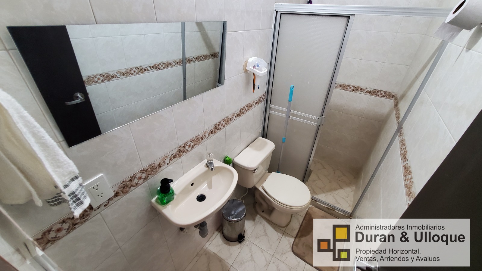 Casa de 8 alcobas en venta en Altos De Jardin, Bucaramanga, 251 m² · foto 21 de 24