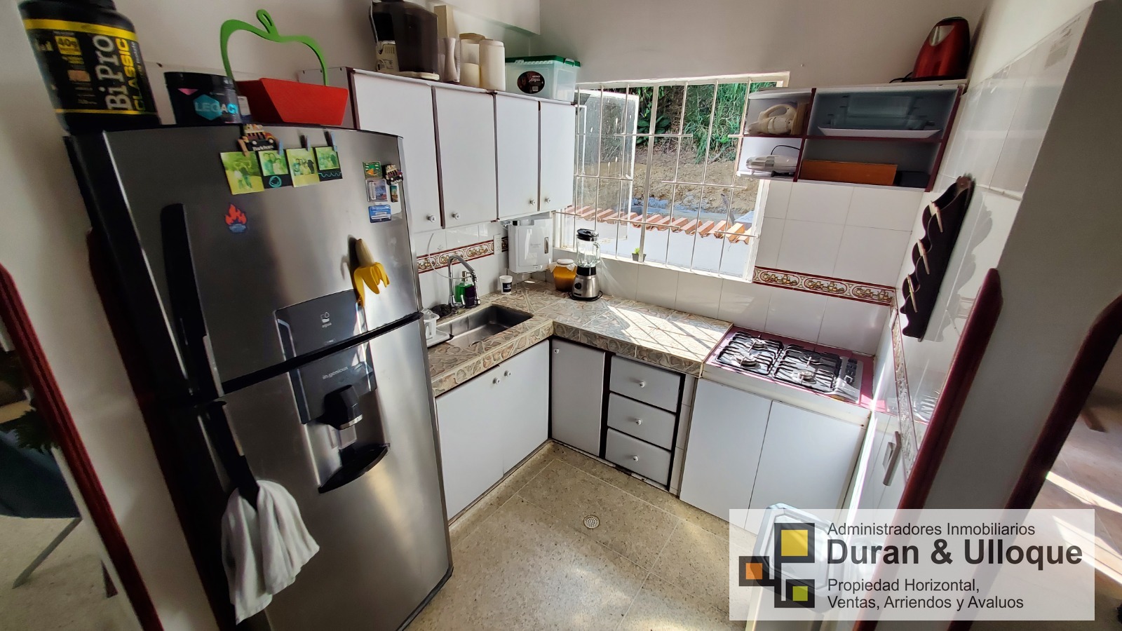 Casa de 8 alcobas en venta en Altos De Jardin, Bucaramanga, 251 m² · foto 23 de 24