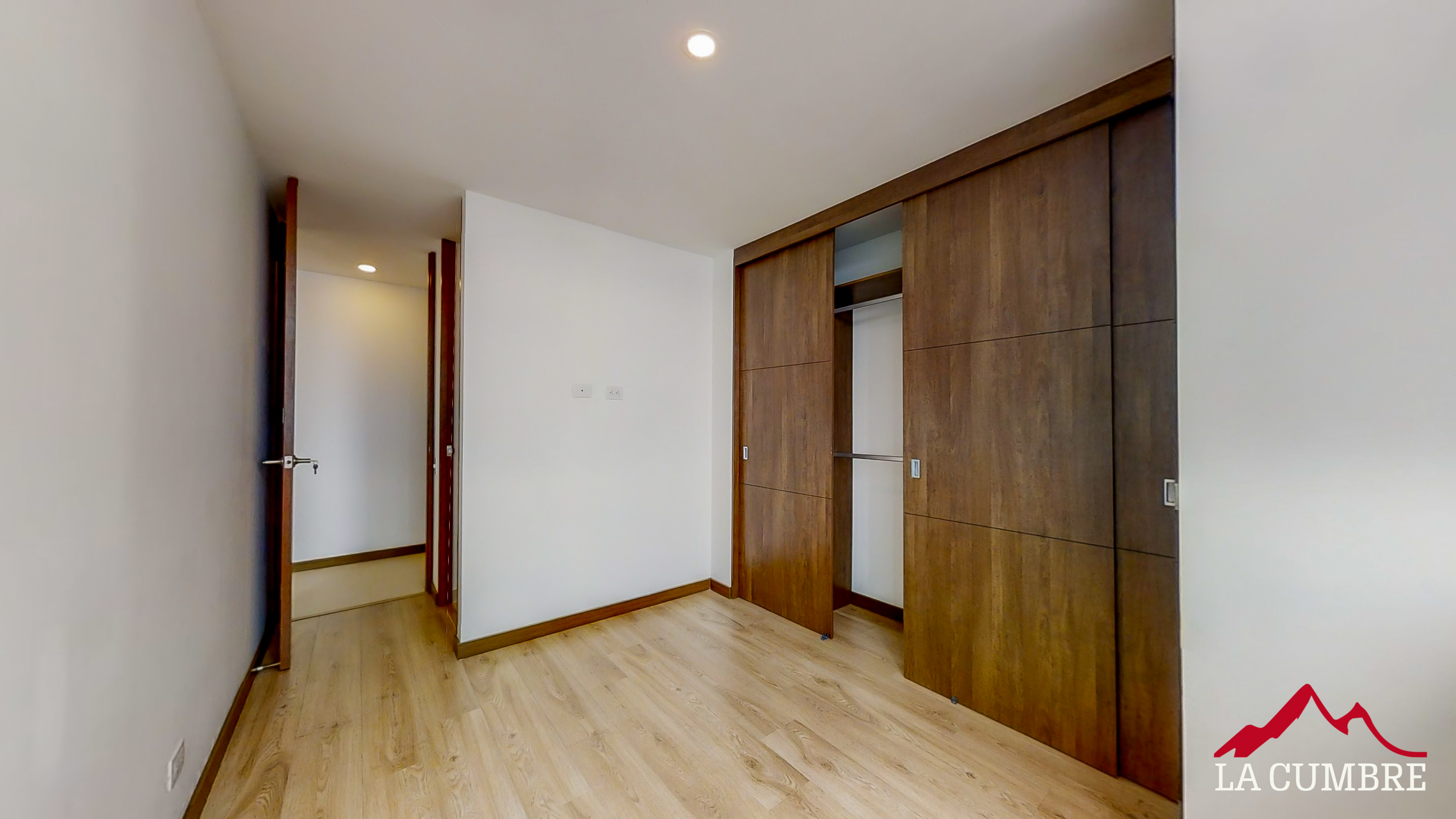 Apartamento de 3 alcobas en arriendo en Loma De Los Gonzalez, Medellín, 110 m² · foto 11 de 12
