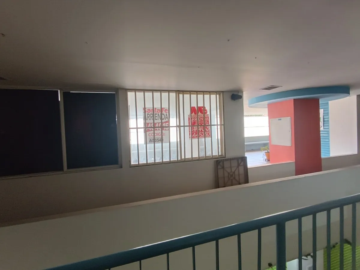 Local en arriendo en El Chagualo, Medellín, 8 m² · foto 12 de 13