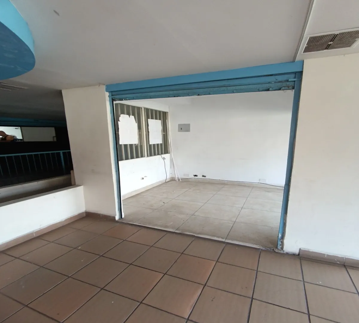 Local en arriendo en El Chagualo, Medellín, 8 m² · foto 5 de 13