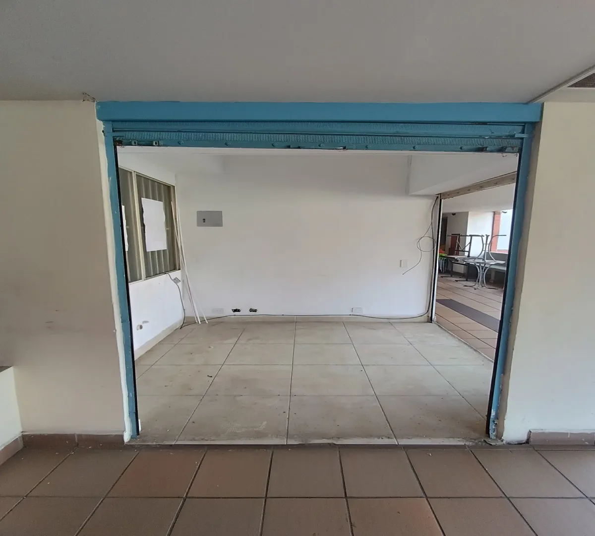 Local en arriendo en El Chagualo, Medellín, 8 m² · foto 6 de 13