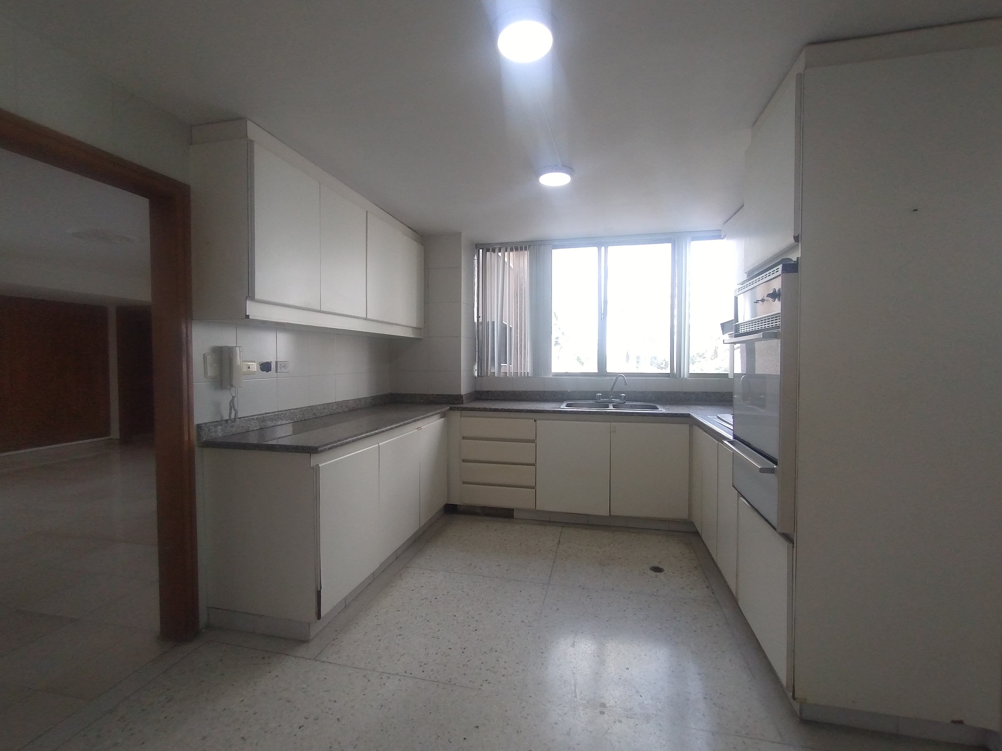 Apartamento de 3 alcobas en venta en Altos Del Prado, Barranquilla, 210 m² · foto 15 de 19