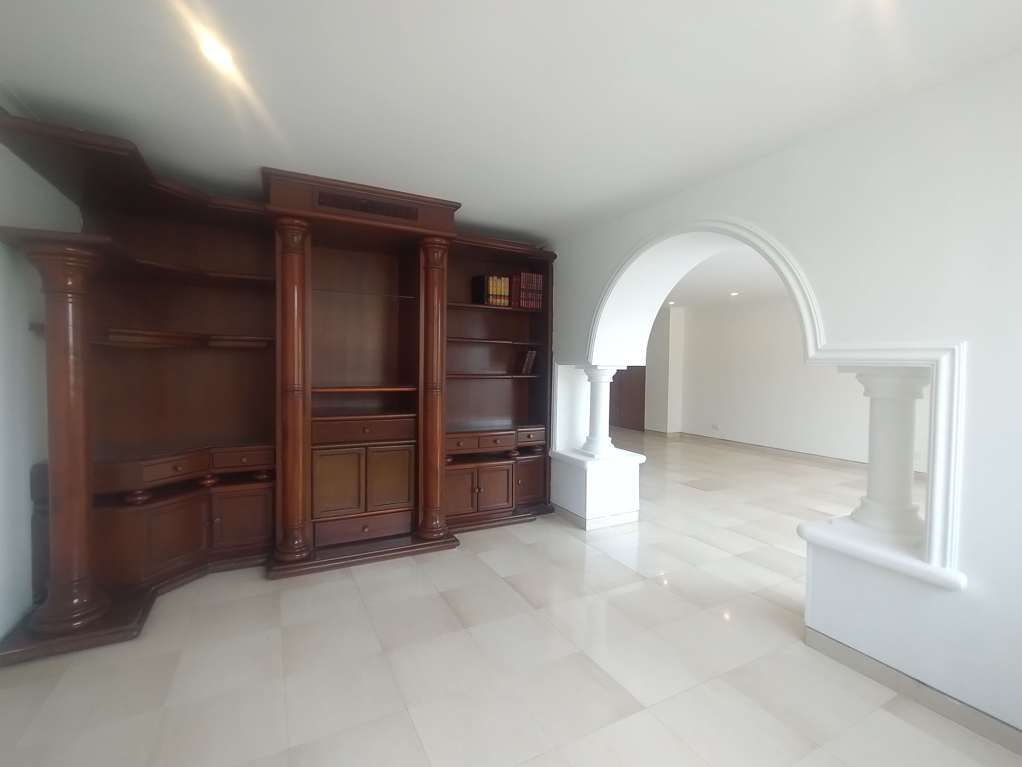 Apartamento de 3 alcobas en venta en Altos Del Prado, Barranquilla, 210 m² · foto 6 de 19