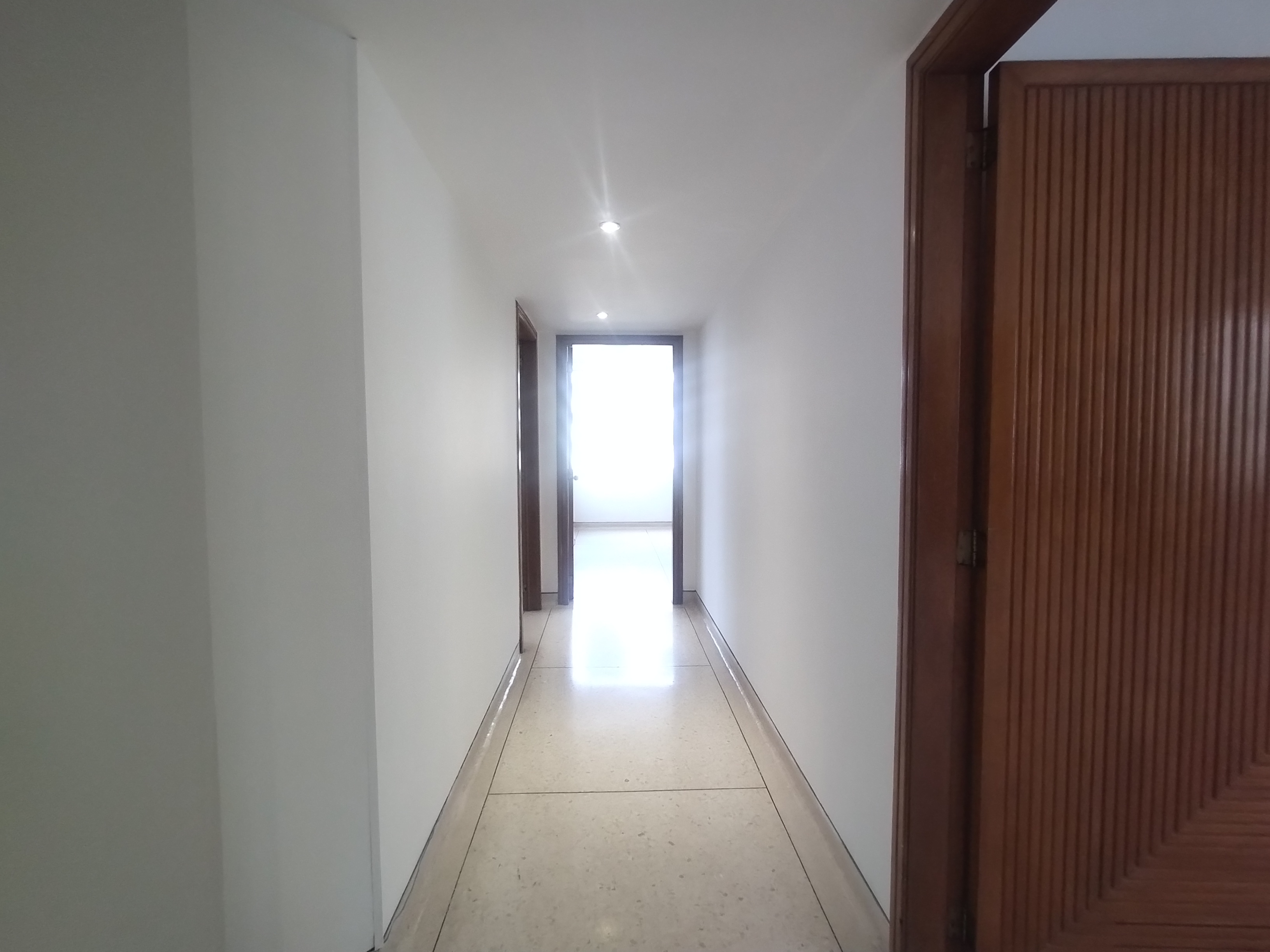 Apartamento de 3 alcobas en venta en Altos Del Prado, Barranquilla, 210 m² · foto 7 de 19