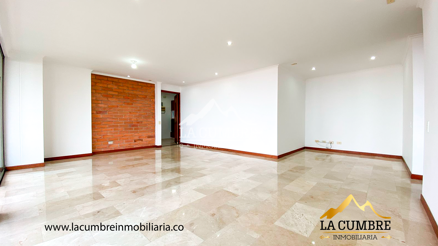 Apartamento de 3 alcobas en arriendo en La Calera, Medellín, 180 m² · foto 2 de 15