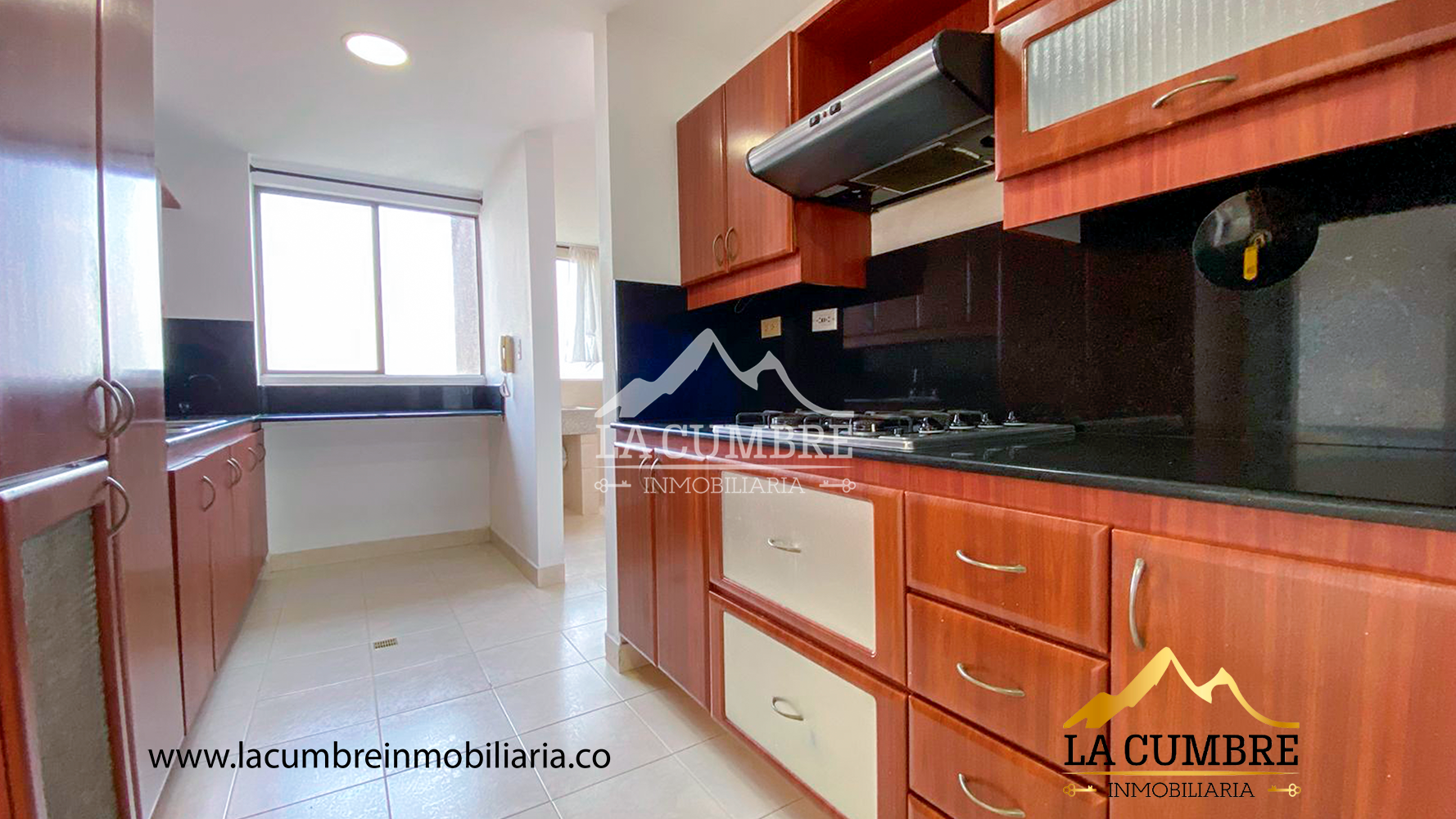 Apartamento de 3 alcobas en arriendo en La Calera, Medellín, 180 m² · foto 5 de 15