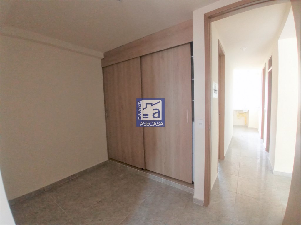 Apartamento de 3 alcobas en venta en El Carrizal, Girón, 58 m² · foto 14 de 21