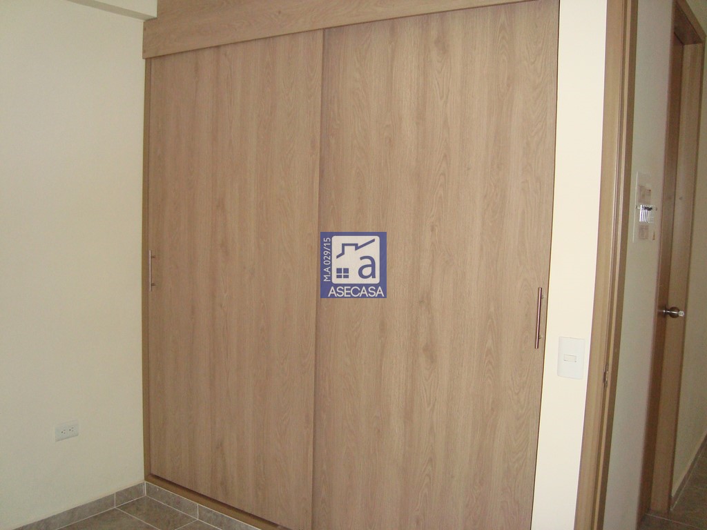 Apartamento de 3 alcobas en venta en El Carrizal, Girón, 58 m² · foto 17 de 21