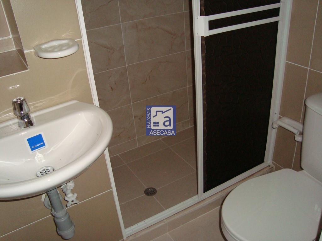 Apartamento de 3 alcobas en venta en El Carrizal, Girón, 58 m² · foto 18 de 21